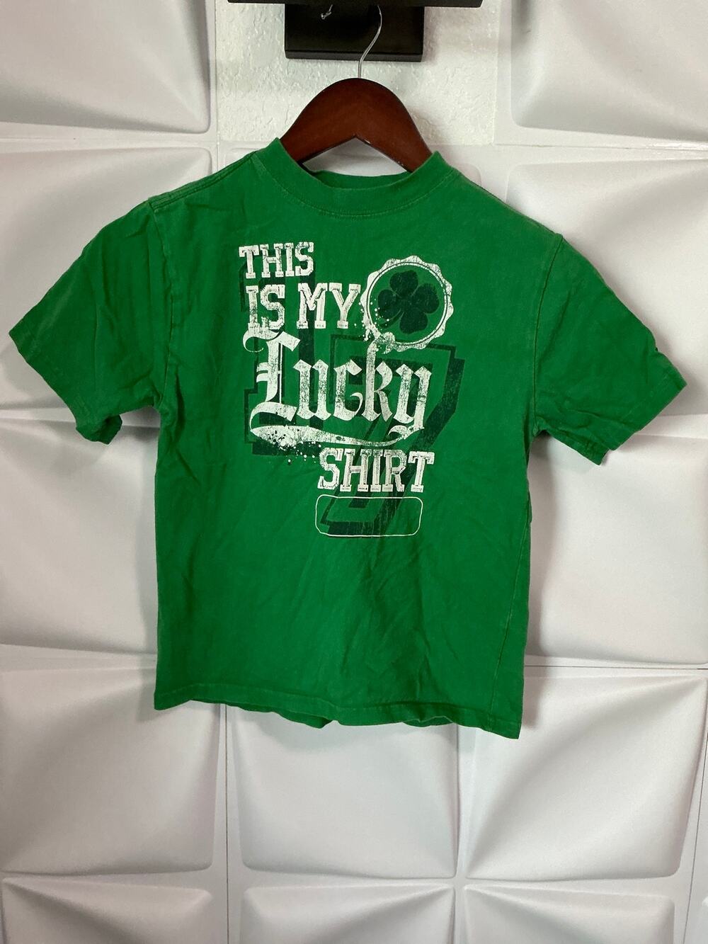 Boy's Green St, Patrick's Day Lucky Graphic Short Sleeve T-Shirt Youth Medium 8